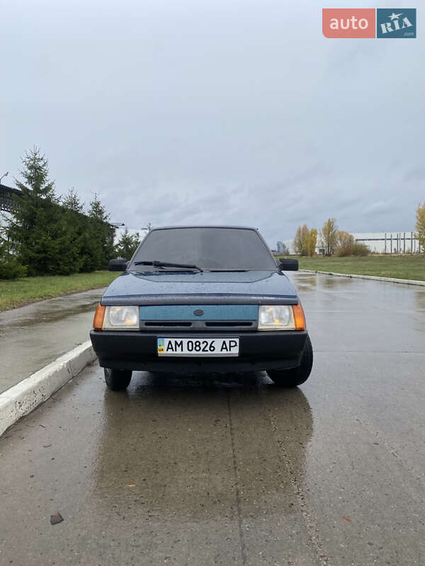 Хетчбек ЗАЗ 1102 Таврія-Нова 2001 в Коростені