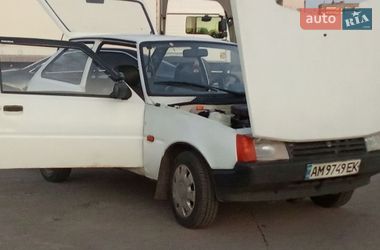 Хетчбек ЗАЗ 1102 Таврія-Нова 2001 в Києві