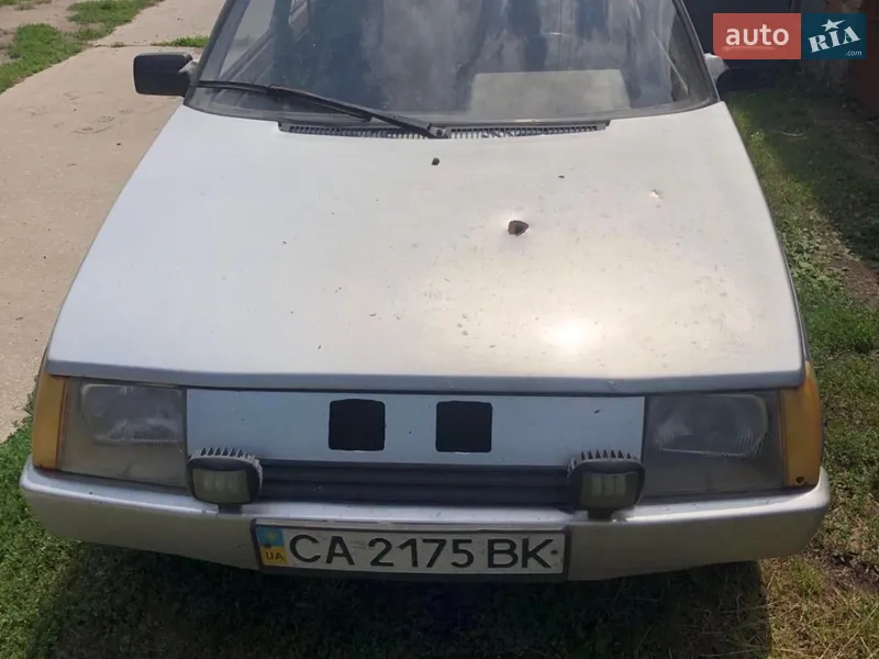 ЗАЗ 1102 Таврія-Нова