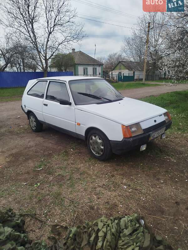 ЗАЗ 1102 Таврия-Нова 2000