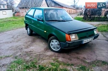 Хэтчбек ЗАЗ 1102 Таврия-Нова 2001 в Новой Праге