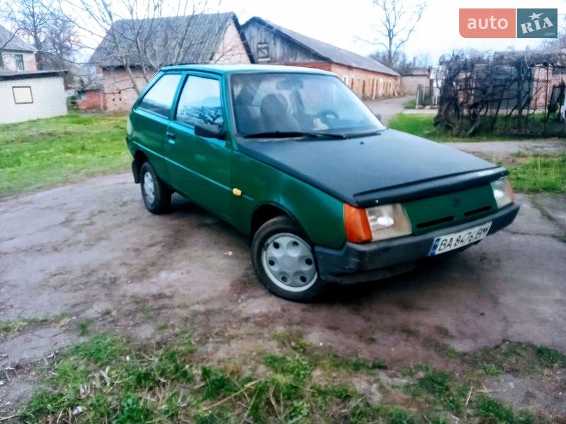 ЗАЗ 1102 Таврия-Нова 2001