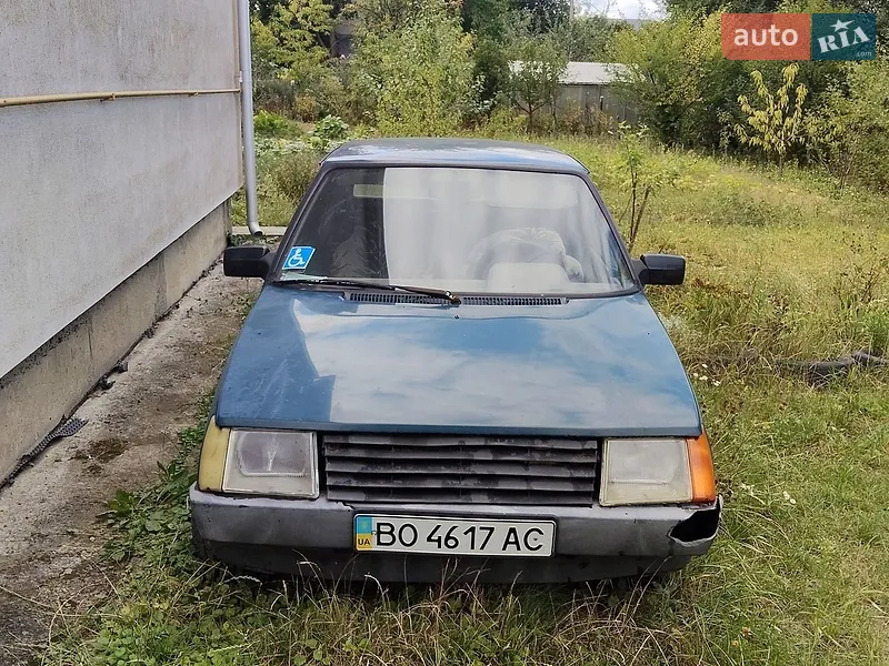 ЗАЗ 1102 Таврія-Нова