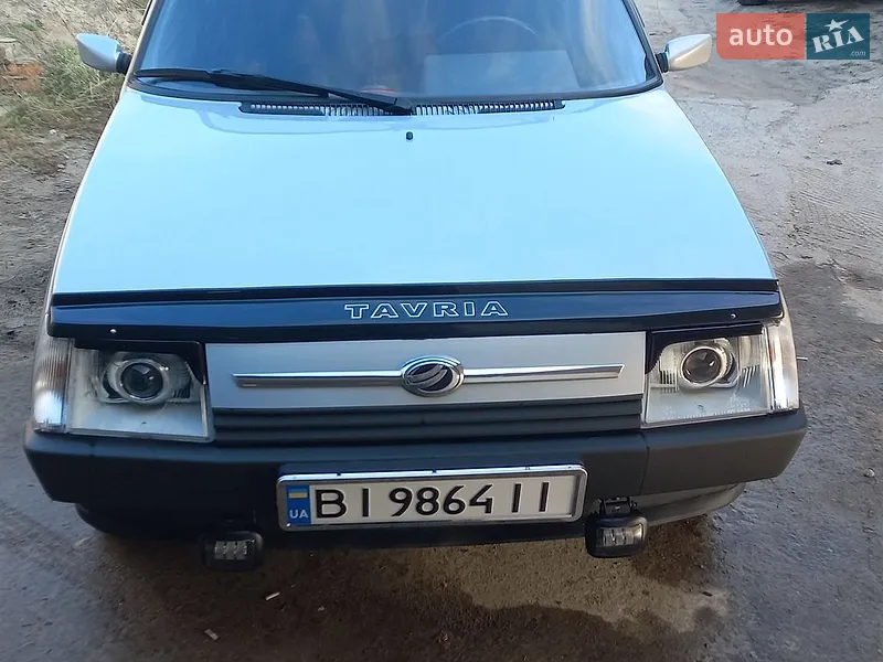 ЗАЗ 1102 Таврія-Нова