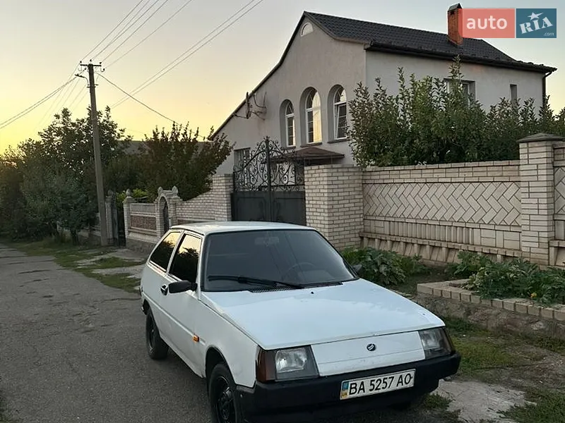 ЗАЗ 1102 Таврія-Нова