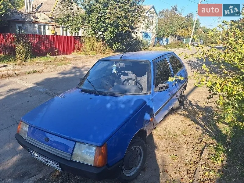 ЗАЗ 1102 Таврія-Нова