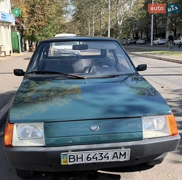 ЗАЗ 1102 Таврія-Нова