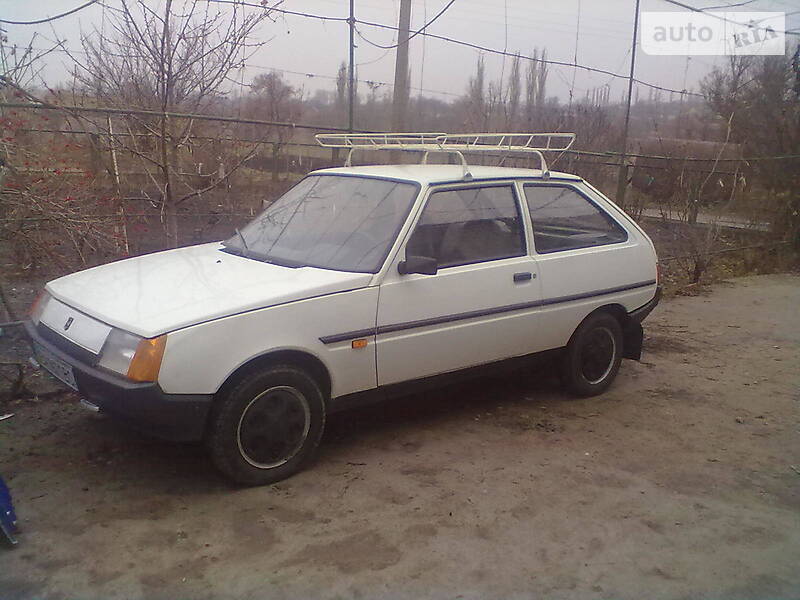 ЗАЗ 1102 Таврия