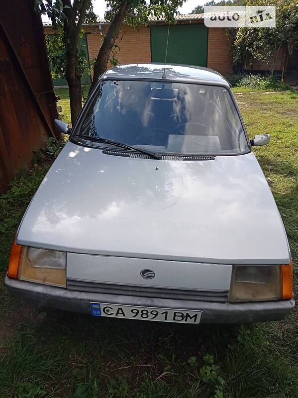 ЗАЗ 1102 Таврия