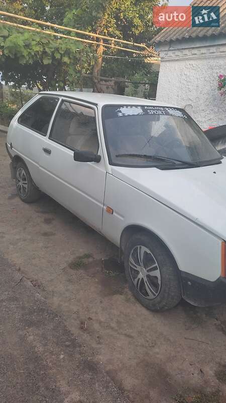 Хетчбек ЗАЗ 1102 Таврія 1993 в Тульчині