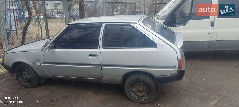 Хэтчбек ЗАЗ 1102 Таврия 2003 в Запорожье