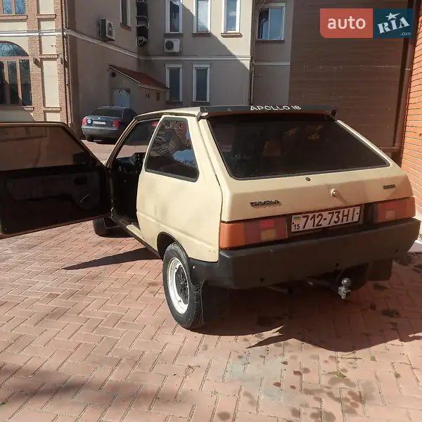 ЗАЗ 1102 Таврія
