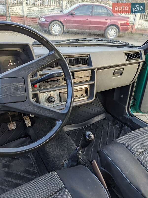 Хэтчбек ЗАЗ 1102 Таврия 2002 в Ивано-Франковске