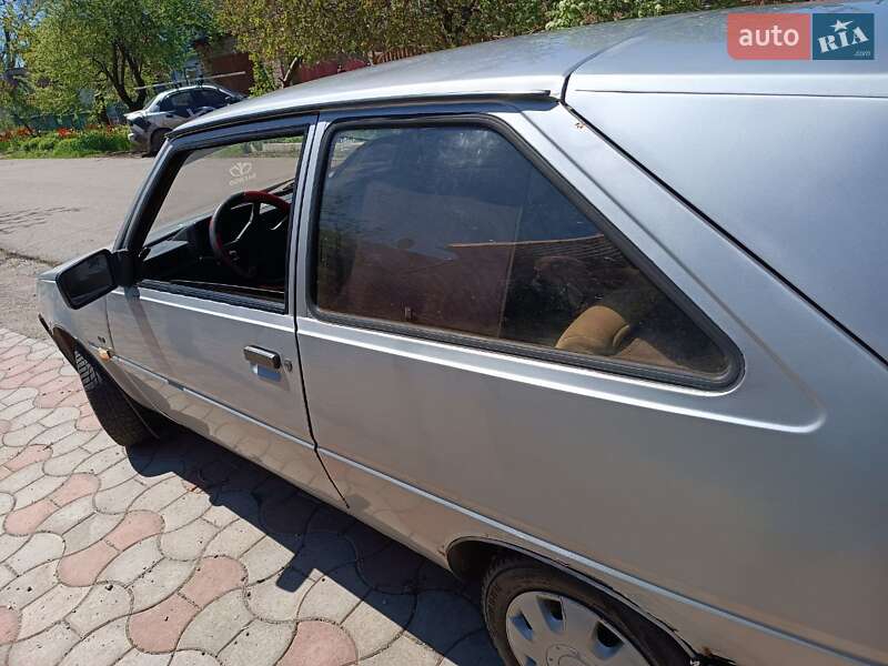 Хэтчбек ЗАЗ 1102 Таврия 1999 в Кривом Роге