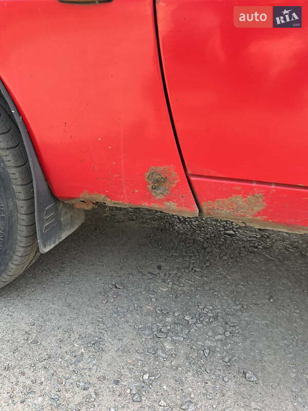 Хетчбек ЗАЗ 1102 Таврія 1998 в Кременчуці