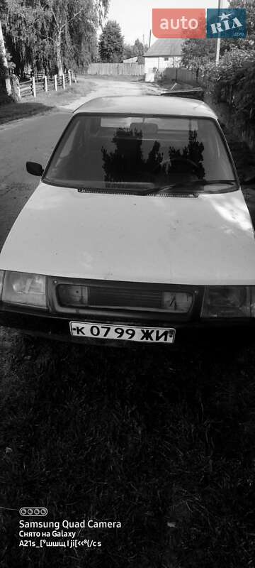 Хетчбек ЗАЗ 1102 Таврія 1992 в Рівному