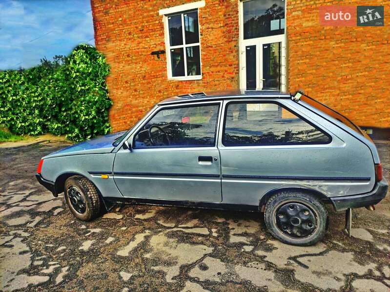 Хетчбек ЗАЗ 1102 Таврія 1996 в Славуті
