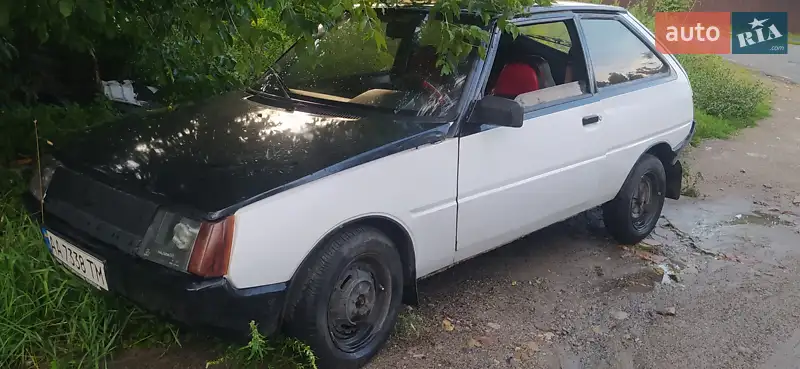 ЗАЗ 1102 Таврія 2002