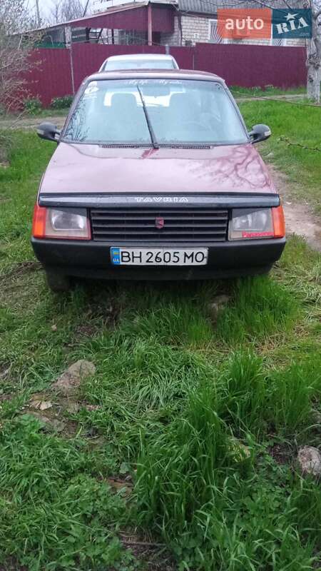 Хетчбек ЗАЗ 1102 Таврія 1993 в Миколаєві