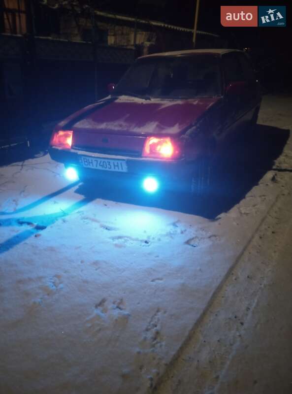 Хетчбек ЗАЗ 1102 Таврія 1998 в Одесі