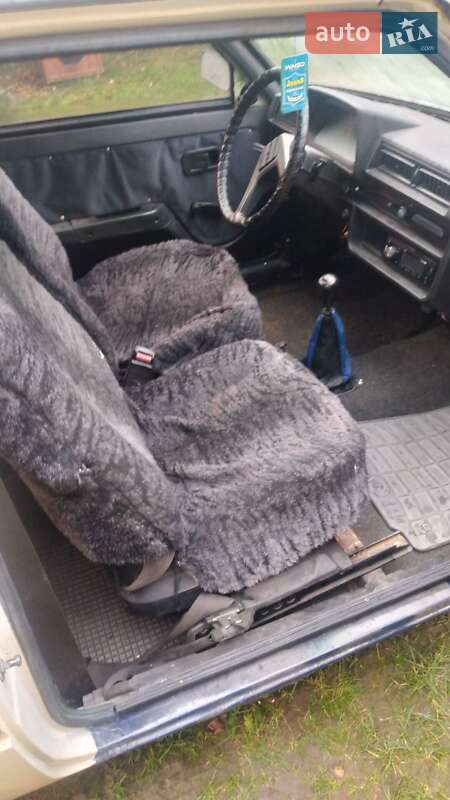 Купе ЗАЗ 1102 Таврія 1992 в Кіцмані