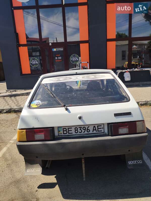 Хэтчбек ЗАЗ 1102 Таврия 1988 в Вознесенске