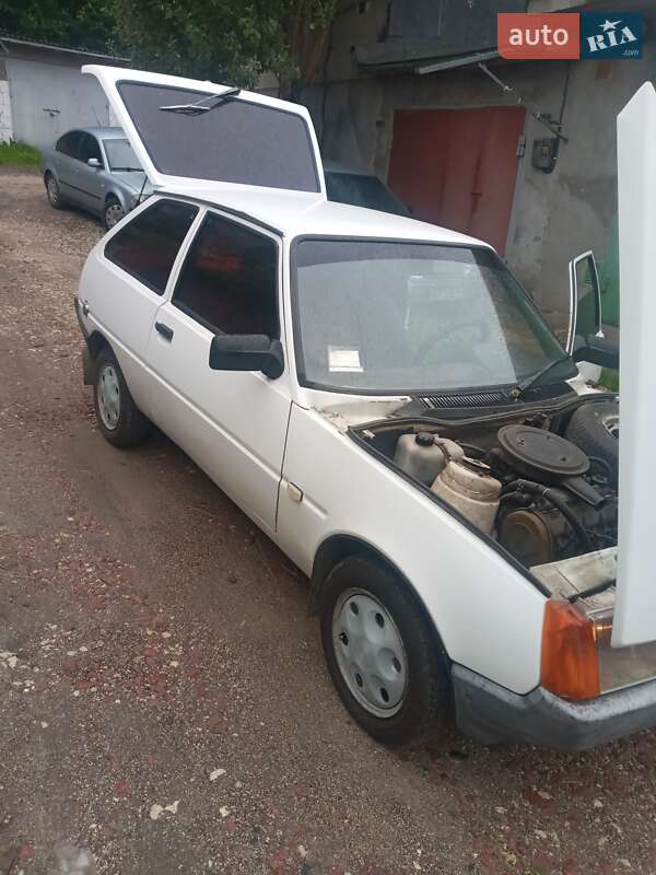 Хэтчбек ЗАЗ 1102 Таврия 1992 в Хмельницком