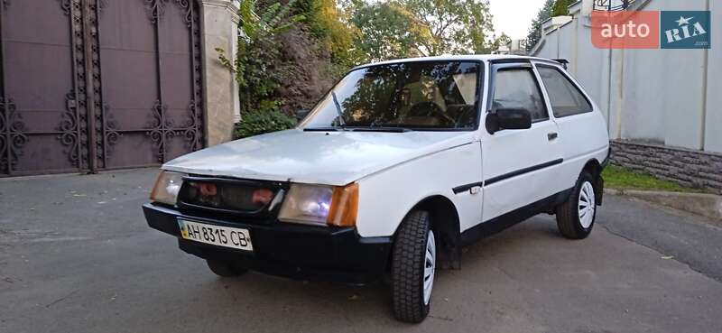 Хэтчбек ЗАЗ 1102 Таврия 1992 в Одессе