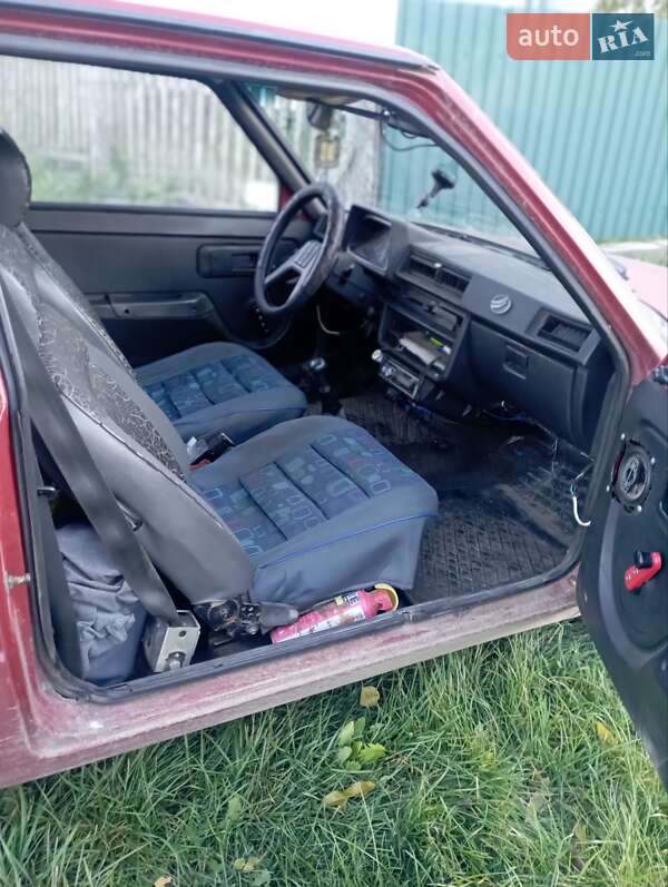 Хэтчбек ЗАЗ 1102 Таврия 1996 в Летичеве