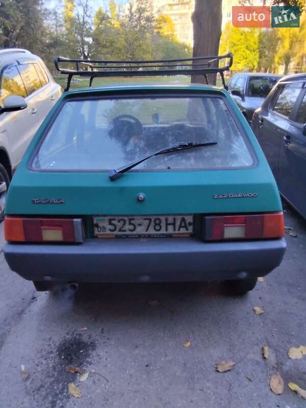 Хэтчбек ЗАЗ 1102 Таврия 1990 в Запорожье