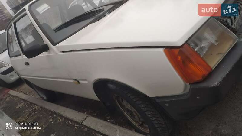 Хэтчбек ЗАЗ 1102 Таврия 1994 в Киеве