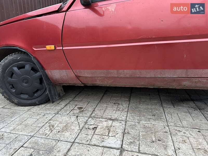 Хетчбек ЗАЗ 1102 Таврія 1992 в Балаклії фото 11 Хетчбек ЗАЗ 1102 Таврія 1992 в Балаклії