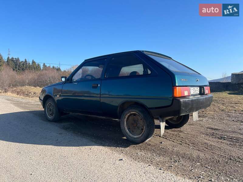 Хэтчбек ЗАЗ 1102 Таврия 1998 в Нижних Воротах