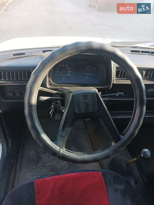 Хетчбек ЗАЗ 1102 Таврія 1990 в Світловодську