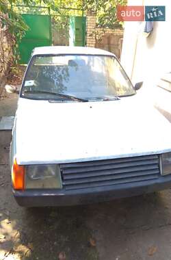 Хэтчбек ЗАЗ 1102 Таврия 1992 в 