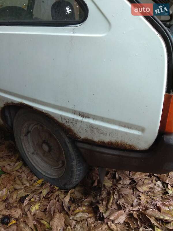 Хэтчбек ЗАЗ 1102 Таврия 1992 в Николаеве фото 12 Хэтчбек ЗАЗ 1102 Таврия 1992 в Николаеве