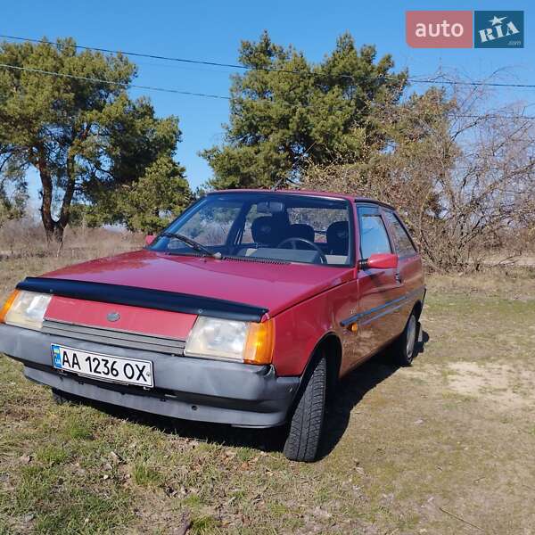 Хетчбек ЗАЗ 1102 Таврія 2003 в 