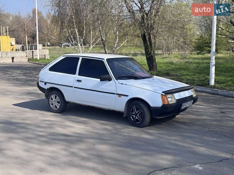 Хэтчбек ЗАЗ 1102 Таврия 1989 в 