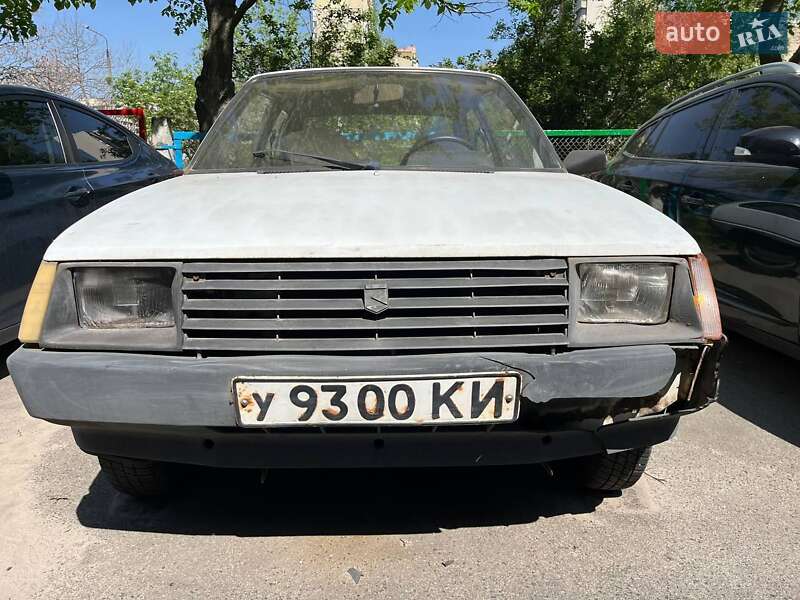 Хетчбек ЗАЗ 1102 Таврія 1992 в Києві
