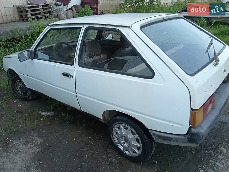 ЗАЗ 1102 Таврія
