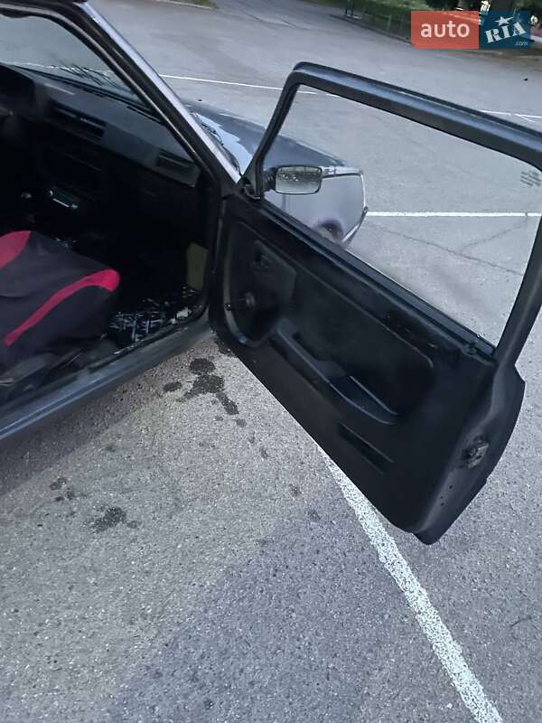 Хэтчбек ЗАЗ 1102 Таврия 1994 в Соленом