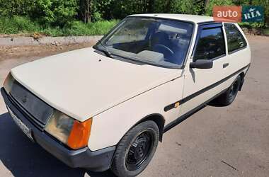Хэтчбек ЗАЗ 1102 Таврия 2003 в 