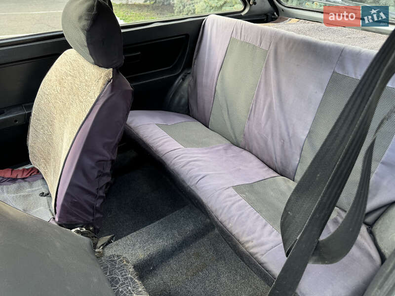 Хетчбек ЗАЗ 1102 Таврія 1992 в Броварах фото 4 Хетчбек ЗАЗ 1102 Таврія 1992 в Броварах