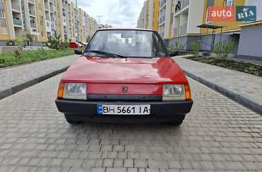 Хэтчбек ЗАЗ 1102 Таврия 1993 в 