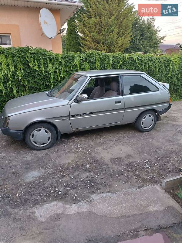 Хэтчбек ЗАЗ 1102 Таврия 1997 в Запорожье