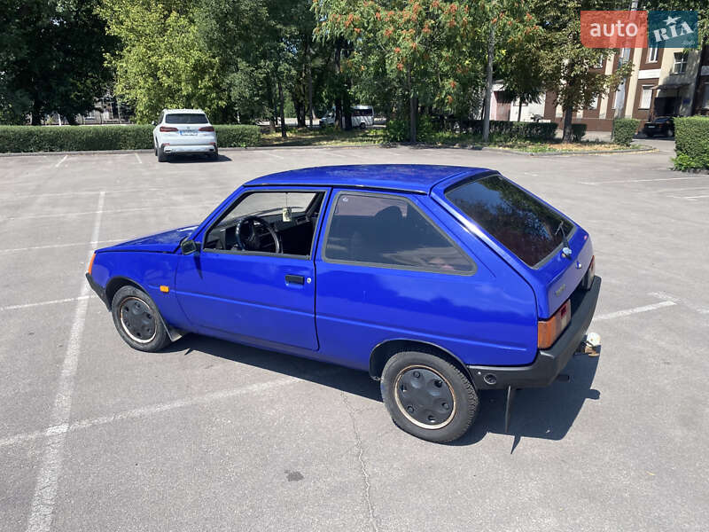 Хэтчбек ЗАЗ 1102 Таврия 1991 в Каменском