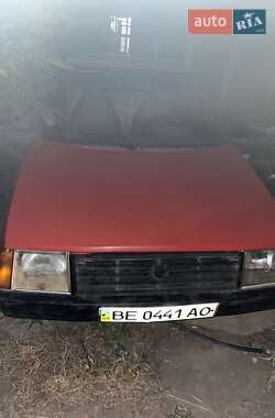 Хэтчбек ЗАЗ 1102 Таврия 1993 в 