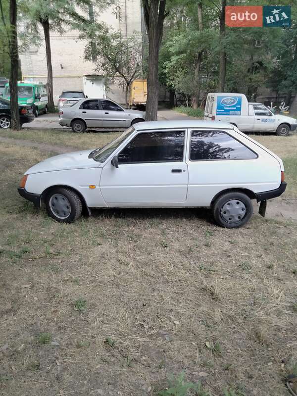 Хэтчбек ЗАЗ 1102 Таврия 1991 в Запорожье