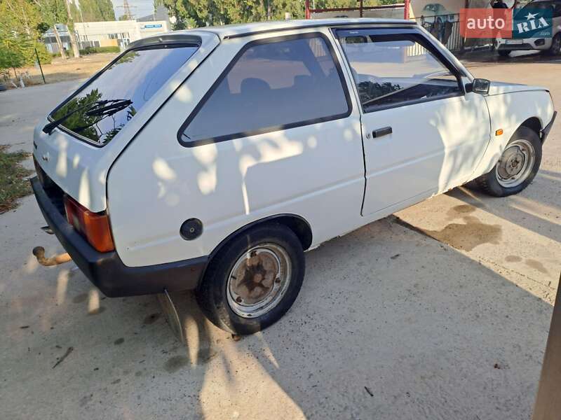 Хэтчбек ЗАЗ 1102 Таврия 1992 в Херсоне