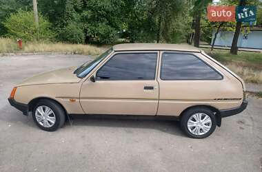Хэтчбек ЗАЗ 1102 Таврия 1993 в Запорожье